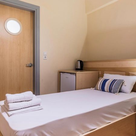 Fontana Luxury Rooms Mytilíni Eksteriør bilde