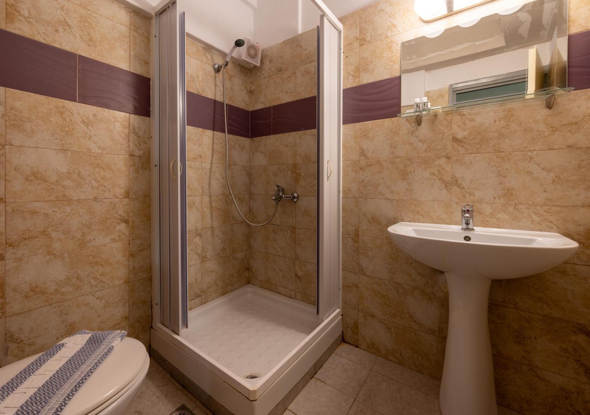 Fontana Luxury Rooms Mytilíni Eksteriør bilde